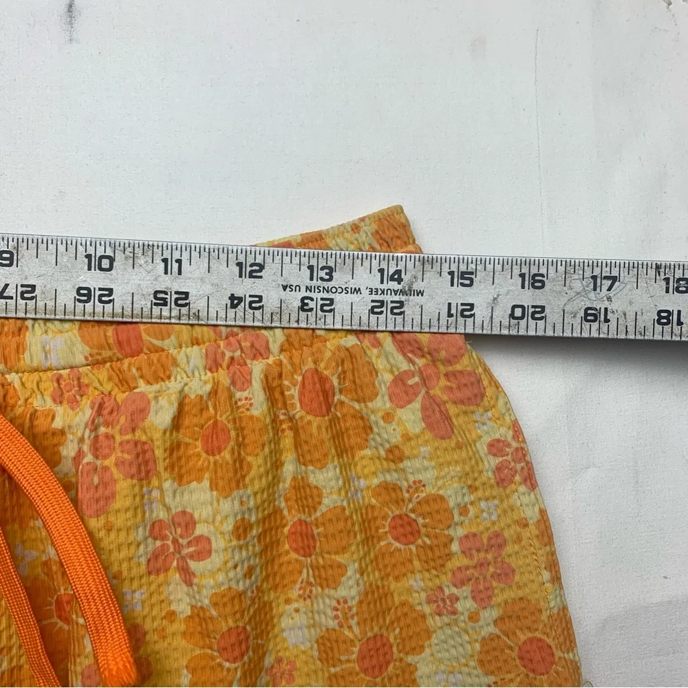Blackbough size large swim shorts bathing suit retro floral Shorts
